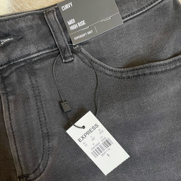 Express midi high rise black denim shorts - Picture 2 of 5